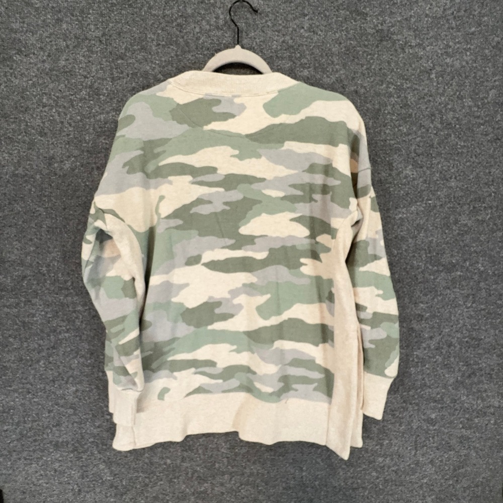 Aerie Sweatshirt Women Small Green Camo Crewneck Ribbed Side Slit Pullover - Picture 8 of 10